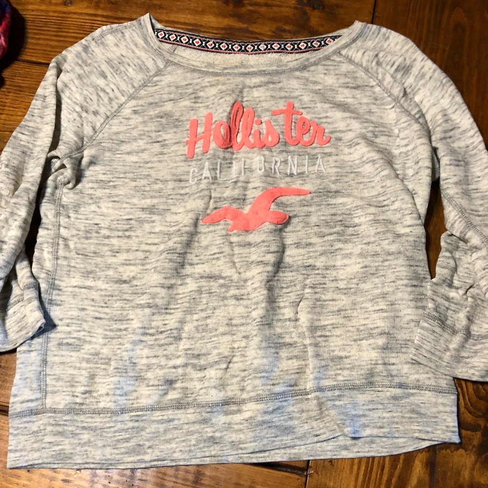 Hollister sweater